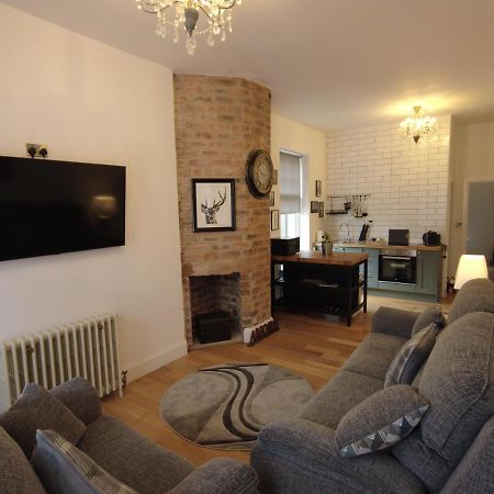 Rabbies School House, 2 Bed Apartment Ayr Town Centre Экстерьер фото