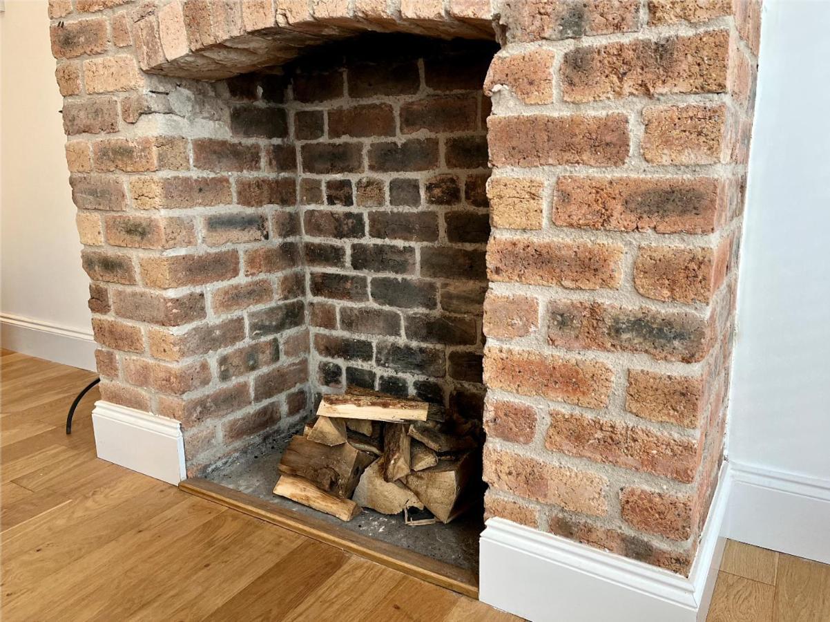 Rabbies School House, 2 Bed Apartment Ayr Town Centre Экстерьер фото